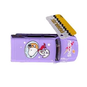 Purple Snoopy Toy Car
